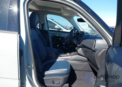 2024 Ford Bronco Sport Outer Banks z USA, uszkodzony, nr VIN 3FMCR9C64RRF45246